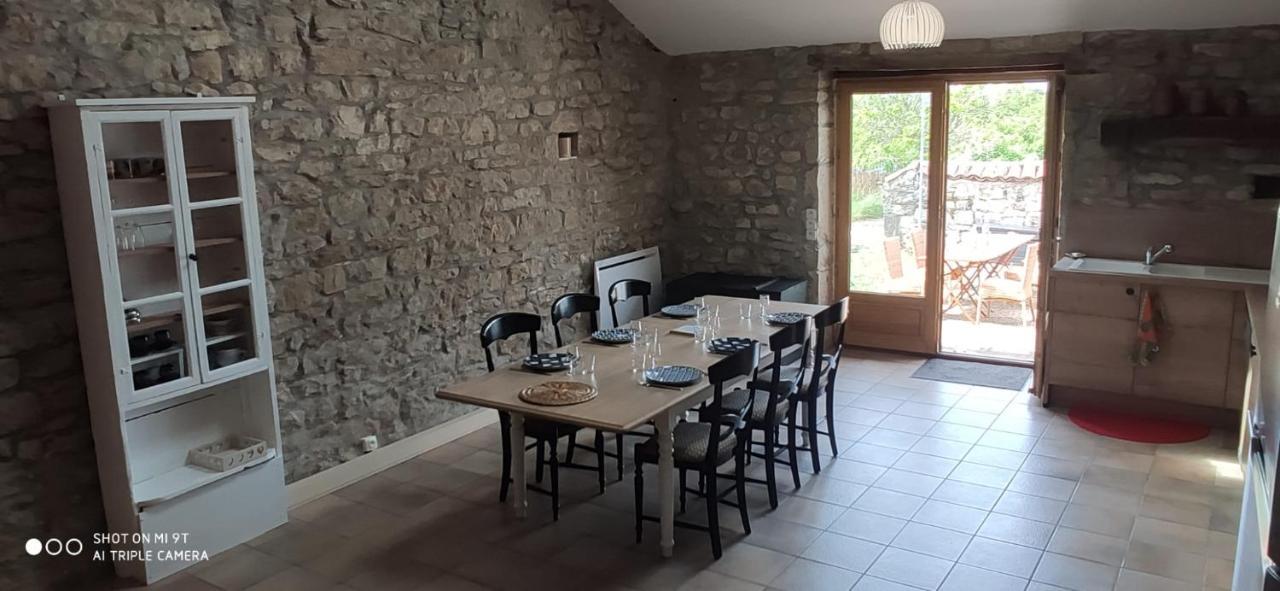 Maison De Charme Avec Jardin Cousance 외부 사진