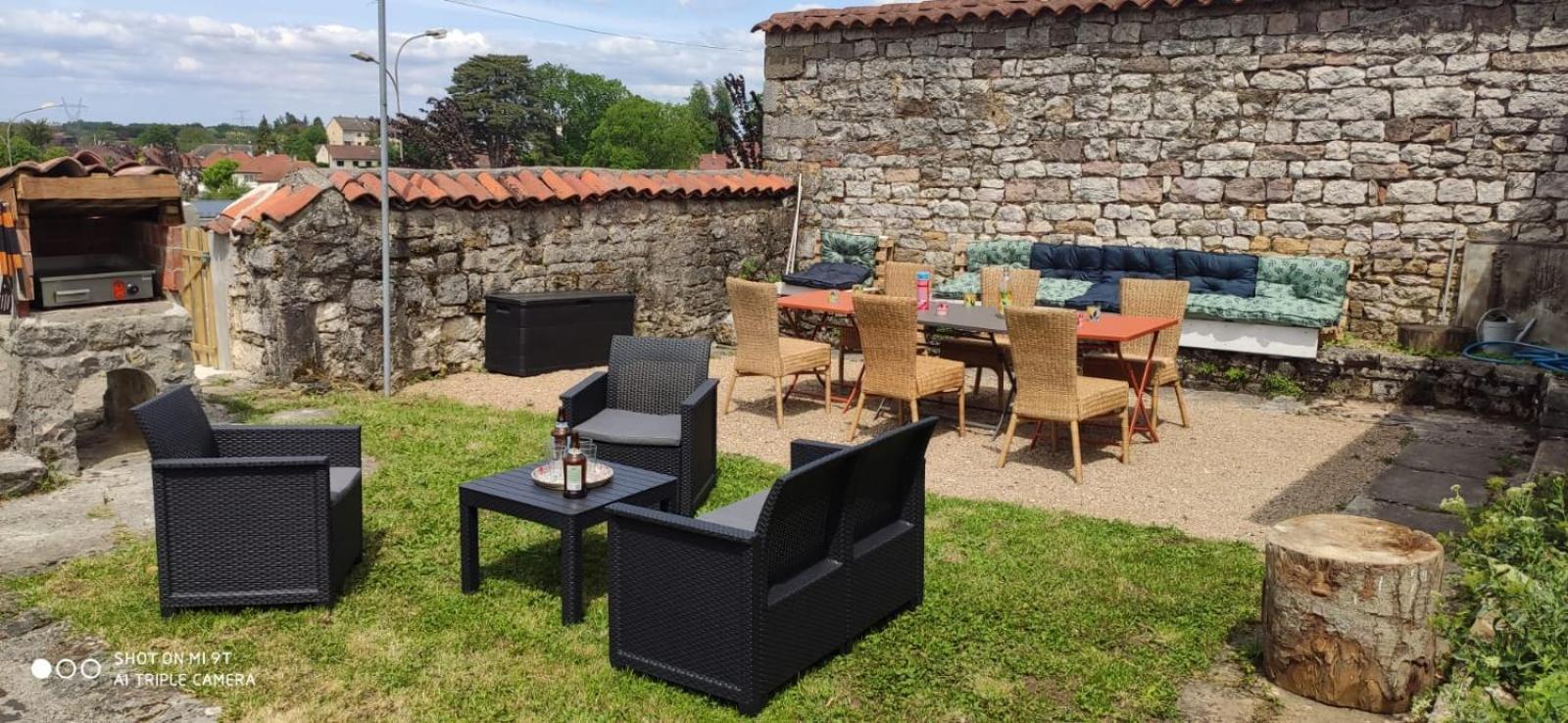Maison De Charme Avec Jardin Cousance 외부 사진
